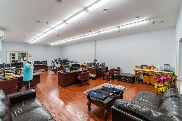 555 East Jefferson Boulevard, Los Angeles, CA 90011